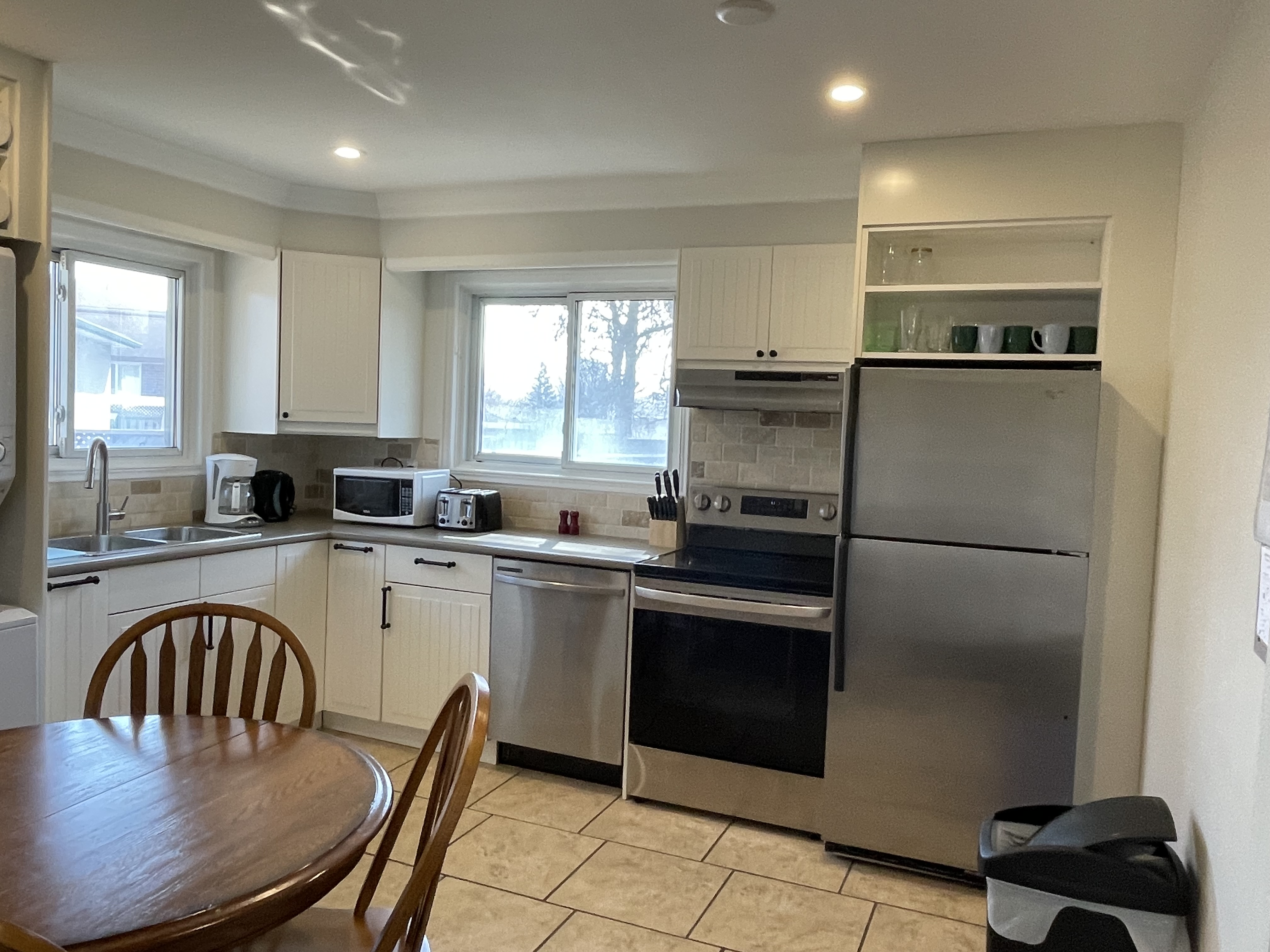 
                         Hillcroft Street Units                                                    